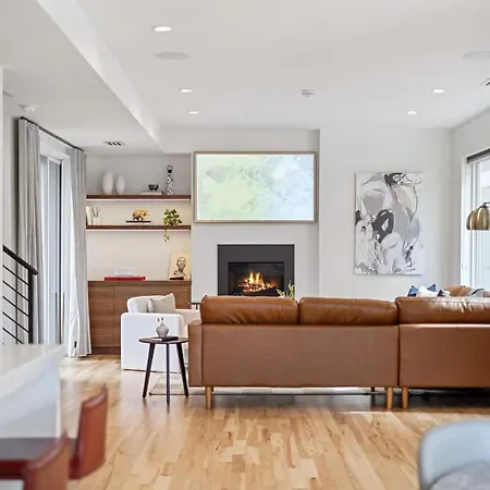 3Br Luxury Lohi Townhome Rooftop Views Sleeps 6 Family